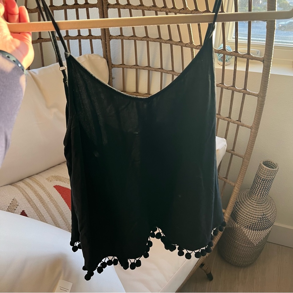 Show me your mumu size M black pom pom tank
